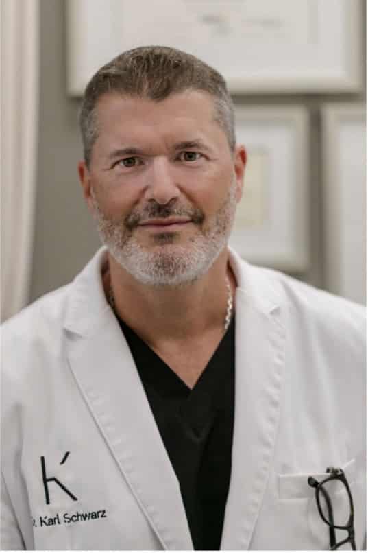 Le Dr Karl Schwarz est le fondateur et directeur médical de la Clinique-K